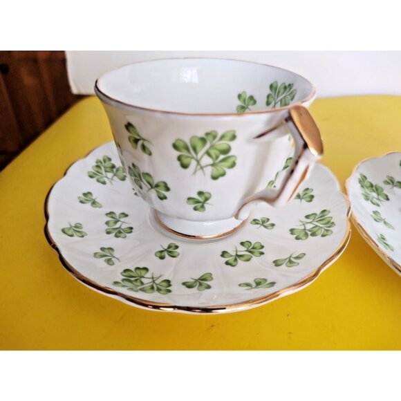 Vintage Aynsley Shamrock Bone China Footed Cup and Saucer Sets (2sets) - Picture 12 of 12